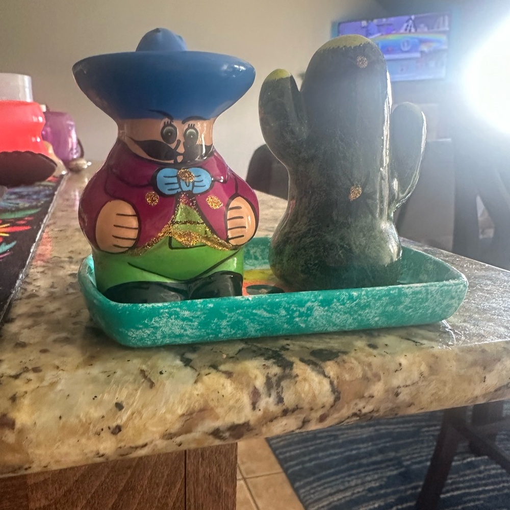 Colorful Ceramic salt and pepper figures